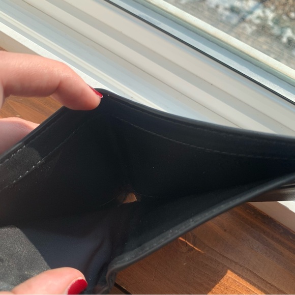 Michael Kors MK Black and Gray Monogrammed Men’s Wallet - Picture 6 of 6